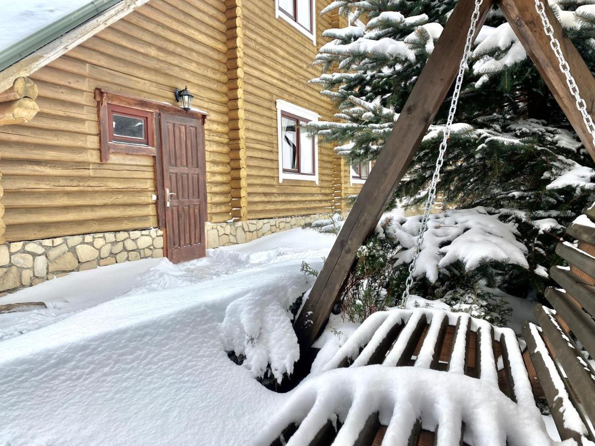 Chalet Four Seasons Villa Tatariv Kültér fotó